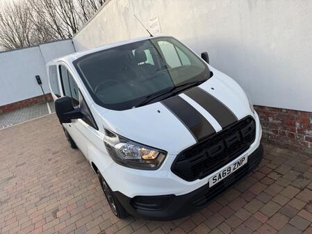 FORD TRANSIT CUSTOM 2.0 300 EcoBlue Crew Van L1 H1 Euro 6 5dr (6 Seat)