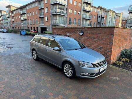 VOLKSWAGEN PASSAT 1.6 TDI BlueMotion Tech Highline