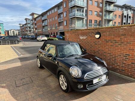 MINI CONVERTIBLE 1.6 Cooper Convertible